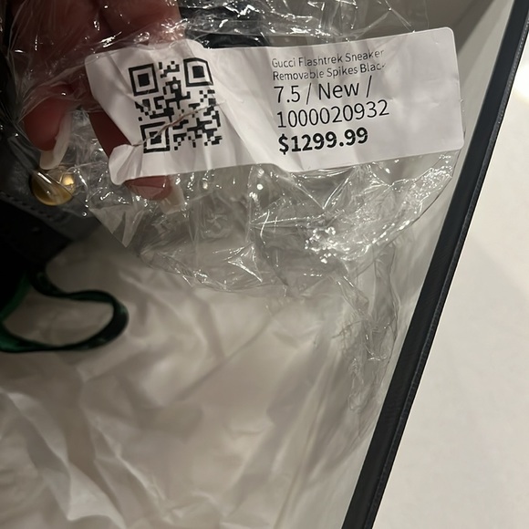 Gucci - Picture 4 of 5